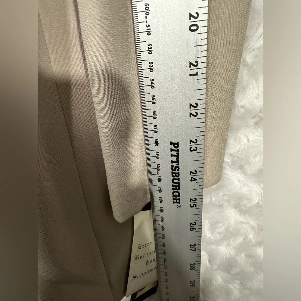 Rena Rowan Womens Taupe Colored Lined Button Closure Blazer Jacket - Picture 8 of 11